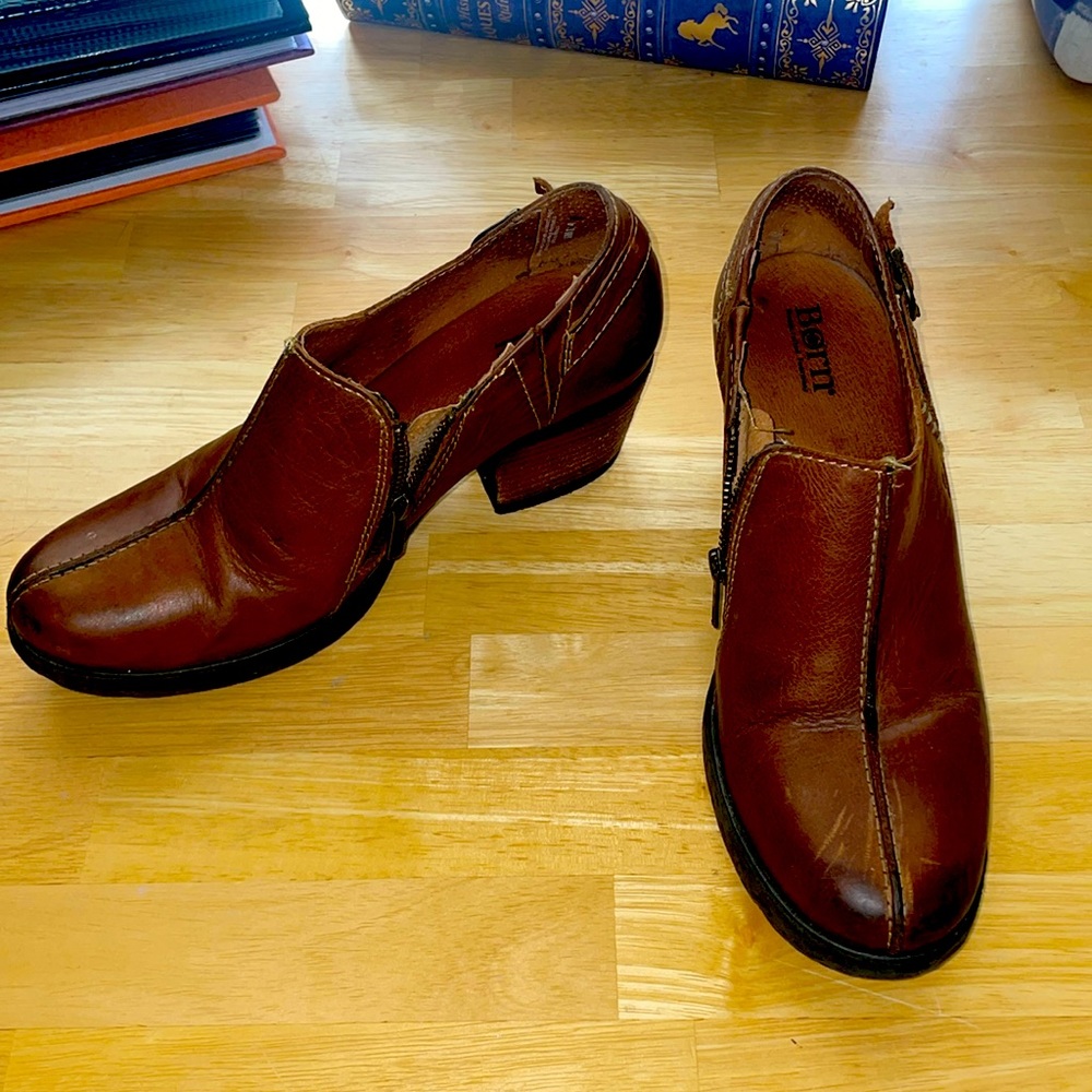 Born short boots